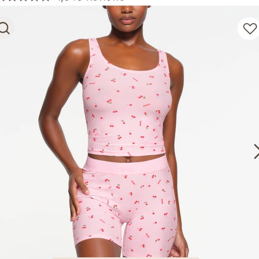 Skims soft lounge tank. Cherry blossom. New with tags. Small